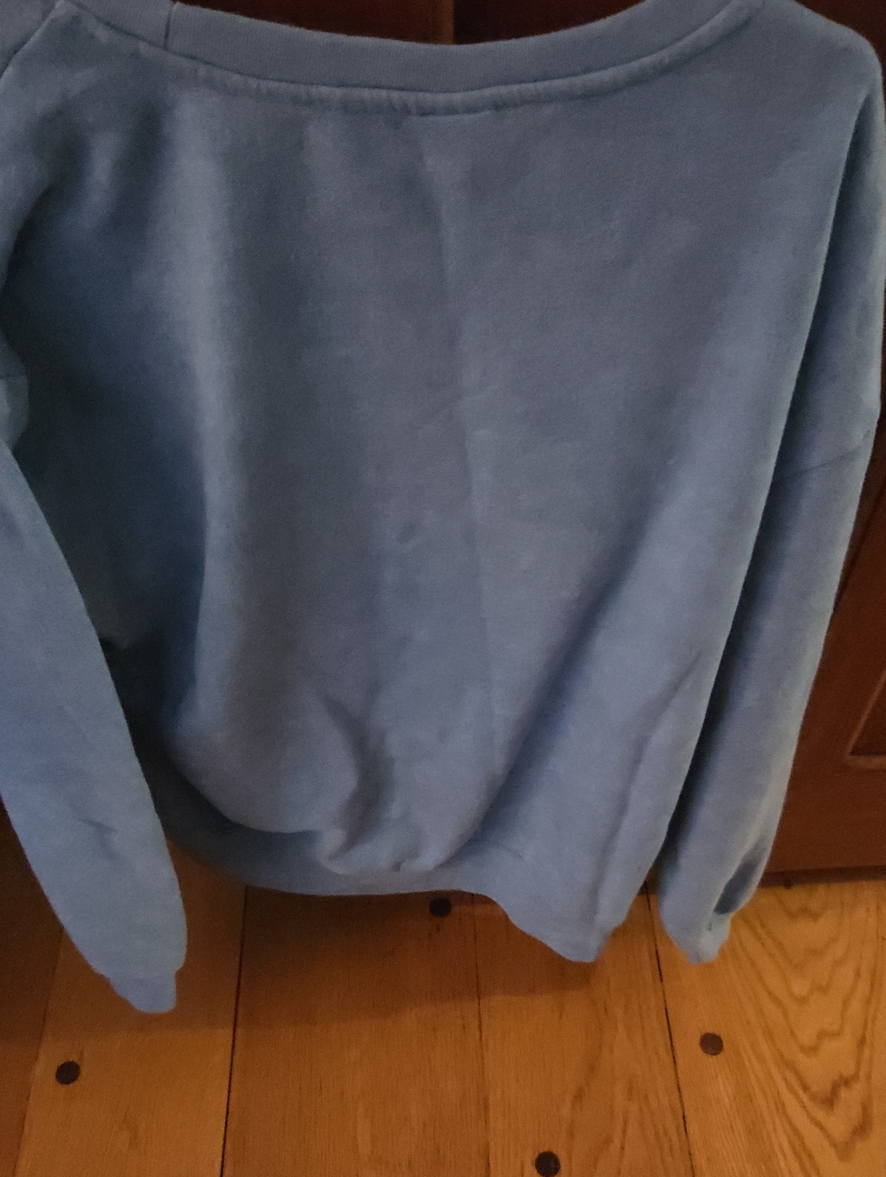 Disney Women"s Crewneck Sweatshirt with Blue & White Mickey Graphic - Picture 4 of 4